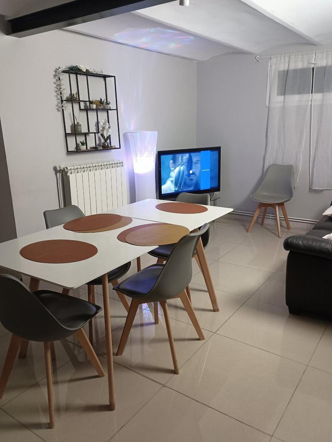 Villa Avec Piscine Et 3 Logements Ideale Groupe Marsilya Dış mekan fotoğraf